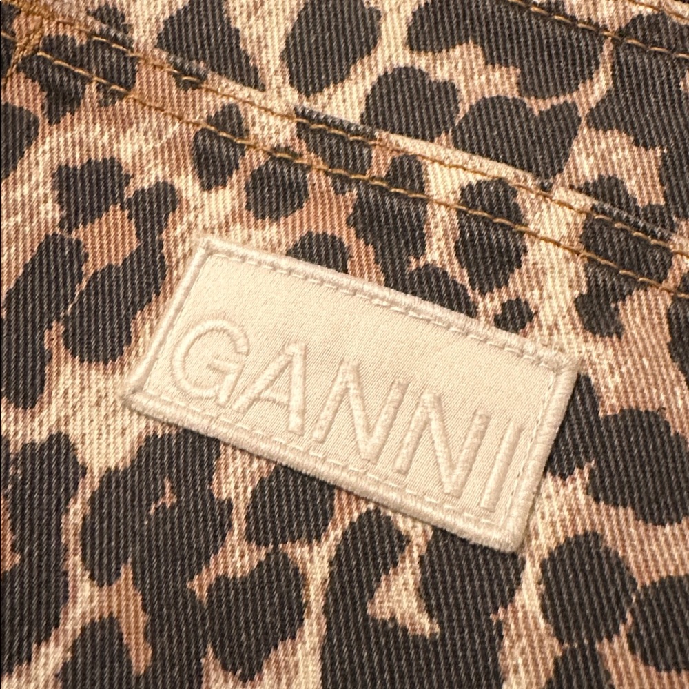 Ganni Betzy cropped Leopard Print Jeans - Picture 6 of 9